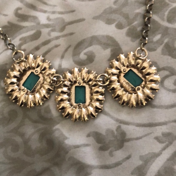 Retro Daisy & Tiffany blue floral necklace - Picture 5 of 6